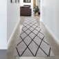 Preview: Skandinavischer Teppich Wohnzimmer Rautenmuster grau schwarz pflegeleicht