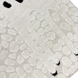 Preview: Kinderzimmer Teppich Spielzimmer glückliche Giraffe weich in beige creme schwarz