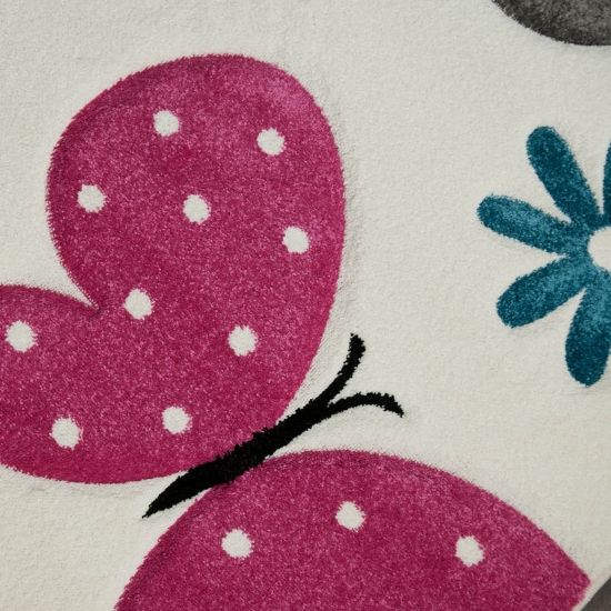 Farbenfroher Schmetterling-Teppich für Kinderzimmer in creme