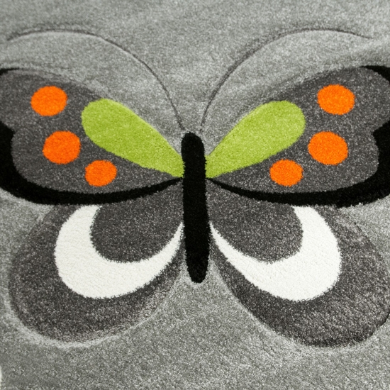 Bunter Kinderzimmerteppich mit Schmetterlingen in grau