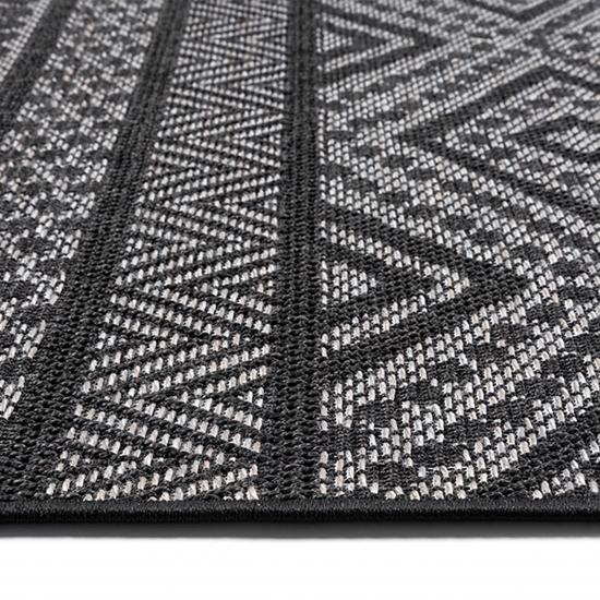 In- & Outdoorteppich im Ethno-Design – Modernes Muster in Anthrazit-Creme