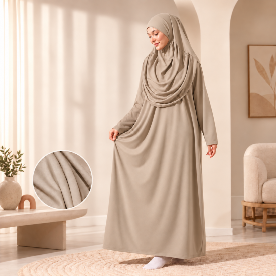 Beige Gebetsbekleidung mit Fledermausärmeln und passendem Stoffbeutel