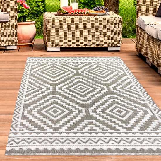 Recyclebar Outdoor-Teppich mit Azteken-Muster in grau
