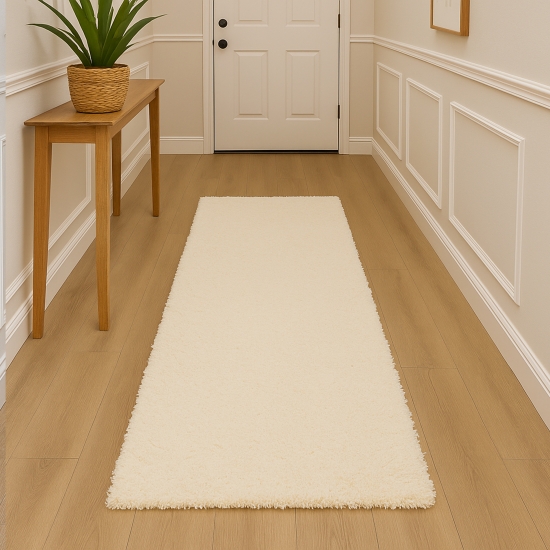 Preview: Shaggy Teppich in Creme – moderner Hochflor Teppich mit weicher Struktur und zeitlosem Design