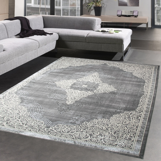 Orient Teppich mit klassischen Farben verziert in beige grau