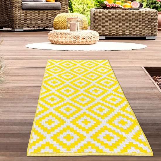 Wasserfester Ethno-Outdoor-Teppich in gelb weiß