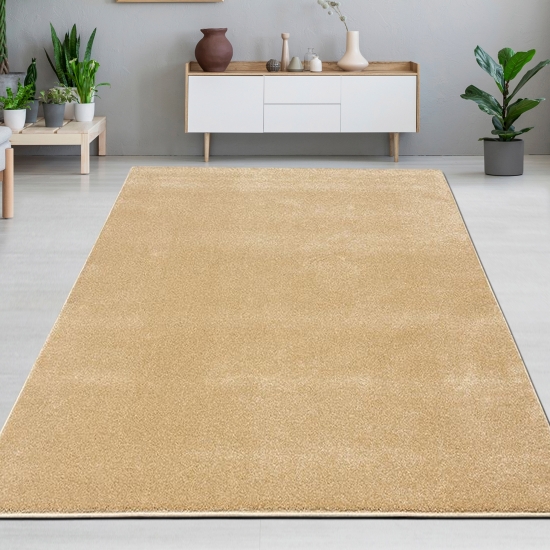 Unidesign Teppich passend für viele Zimmer in gold