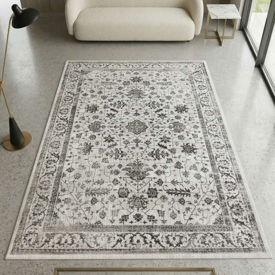 Schlichter Orientteppich – Blumen verziertes Design – in creme