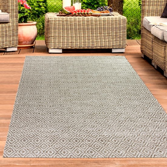 Außenteppich Balkon wetterbeständig flachgewebe im Rautendesign in beige