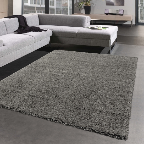 Schlafzimmer Teppich flauschig warm • Unidesign in anthrazit