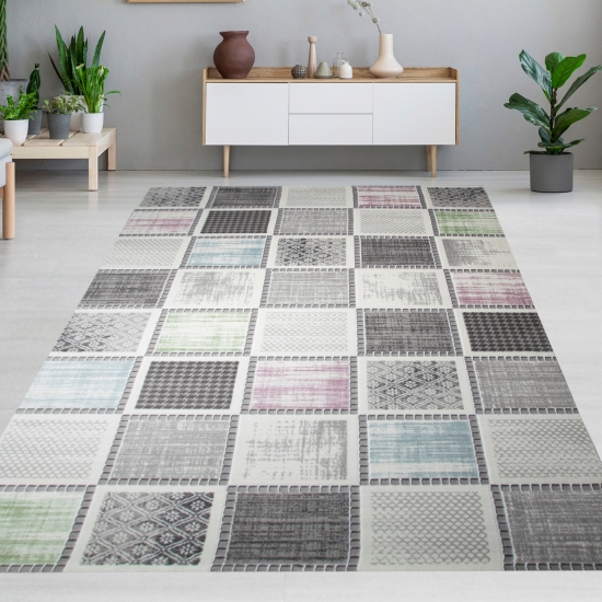 Preview: Designteppich mit grafischem Patch-Design Grau mit dezenten Farbakzenten Preview: Designteppich mit grafischem Patch-Design Grau mit dezenten Farbakzenten