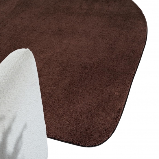 Design Teppich Shape in eleganter Freiform weich Braun