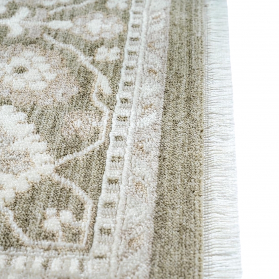 Preview: Designer Teppich Grün Beige Vintage floral modern stilvoll