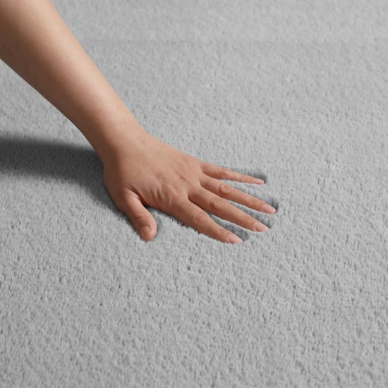 Preview: Teppich grau Wohnzimmer Schlafzimmer modern rutschfest weich Kurzflor Fußbodenheizung geeignet Preview: Teppich grau Wohnzimmer Schlafzimmer modern rutschfest weich Kurzflor Fußbodenheizung geeignet