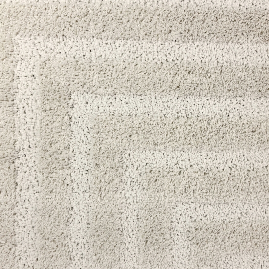 Flauschiger Wohnzimmer Teppich mit Linien Muster in Creme