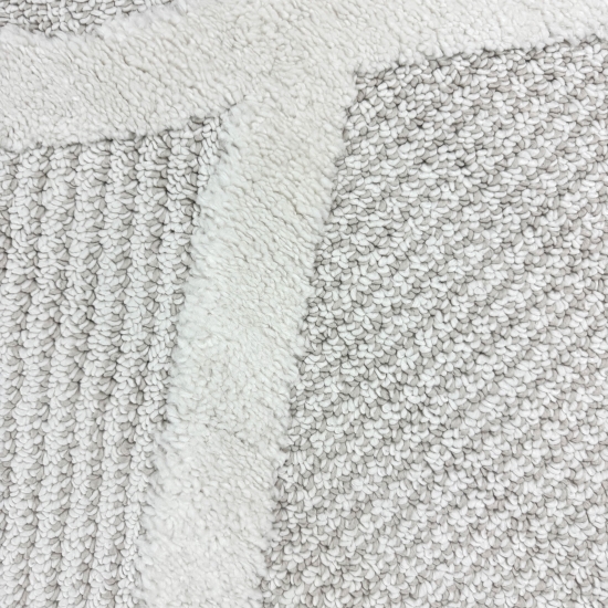 Wohnzimmer Schlafzimmer Teppich mit verschieden gemusterten Rauten in creme grau