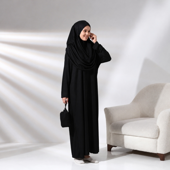 Preview: Damen Gebetsset Schwarz mit Ornament-Teppich, Gebetskleid und Tasche