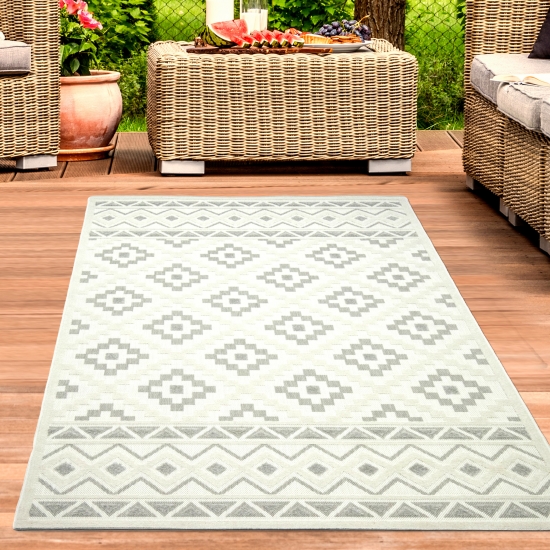 In- & Outdoor Sisalteppich mit Quadraten & Dreiecken in creme