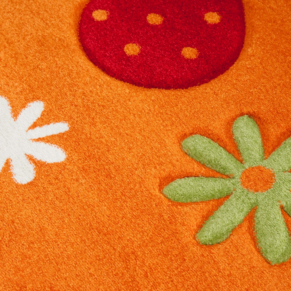 Süßer Kinderzimmerteppich mit Schmetterlingsdesign in orange