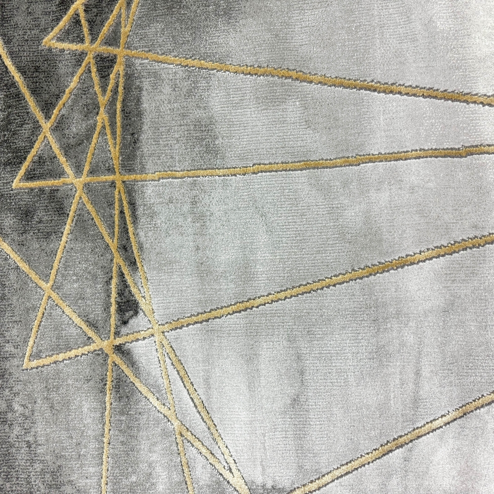 Teppich mit Marmormuster und goldenen Linien: Zeitlose Eleganz mit edlen Akzenten