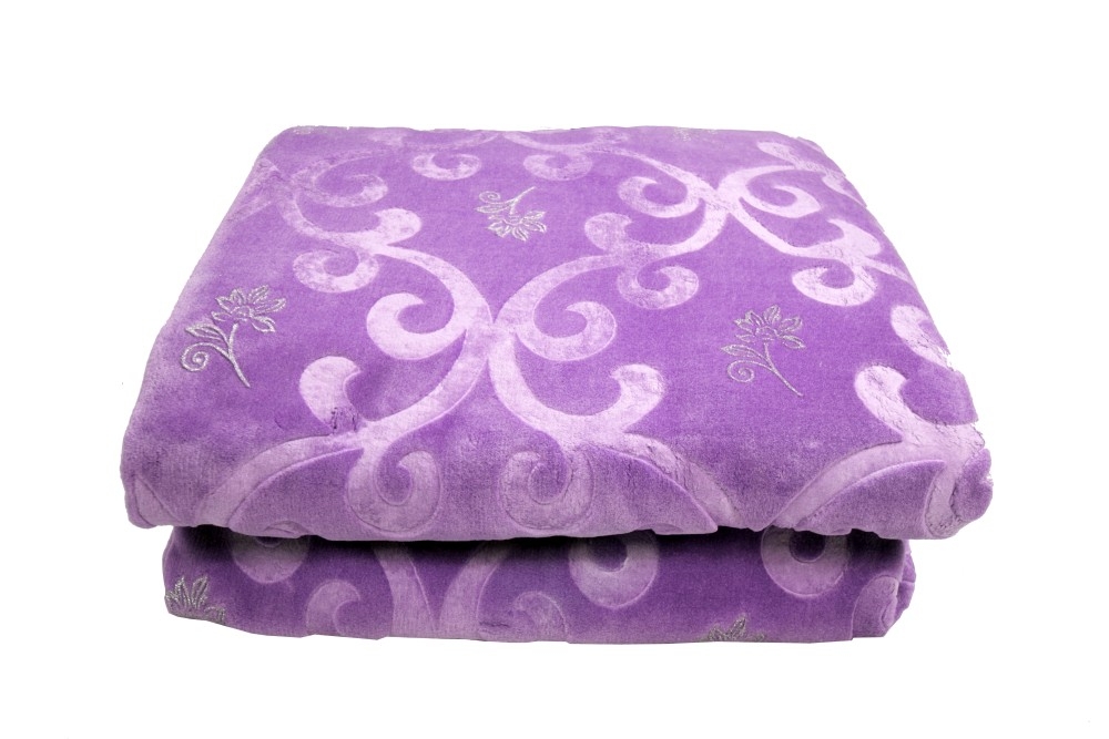 Tagesdecke Bettüberwurf Decke mit Ornamenten in lila silber