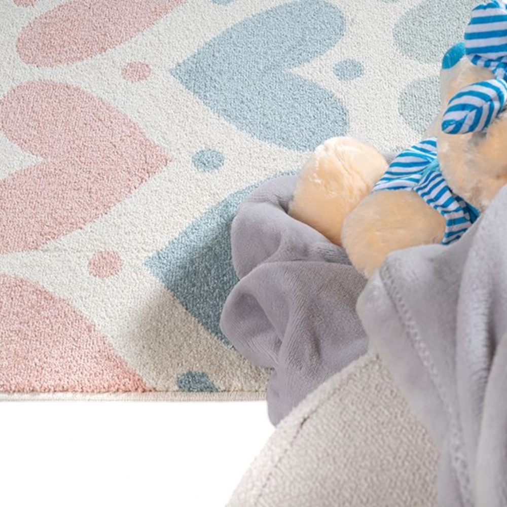 Kinderzimmerteppich mit Pastell-Herzen – gemütlich & pflegeleicht