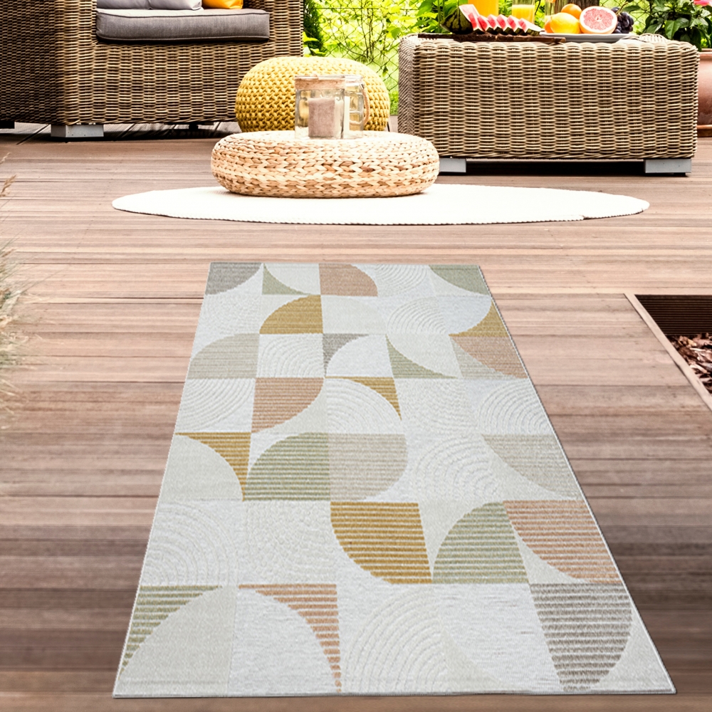 In- & Outdoor-Teppich mit geometrischem Design in natürlichen Farbtönen