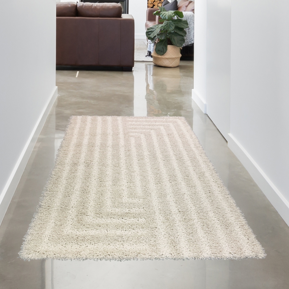 Flauschiger Wohnzimmer Teppich mit Linien Muster in Creme