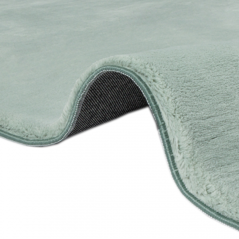 Moderner Unidesign Teppich flauschig warm in grün