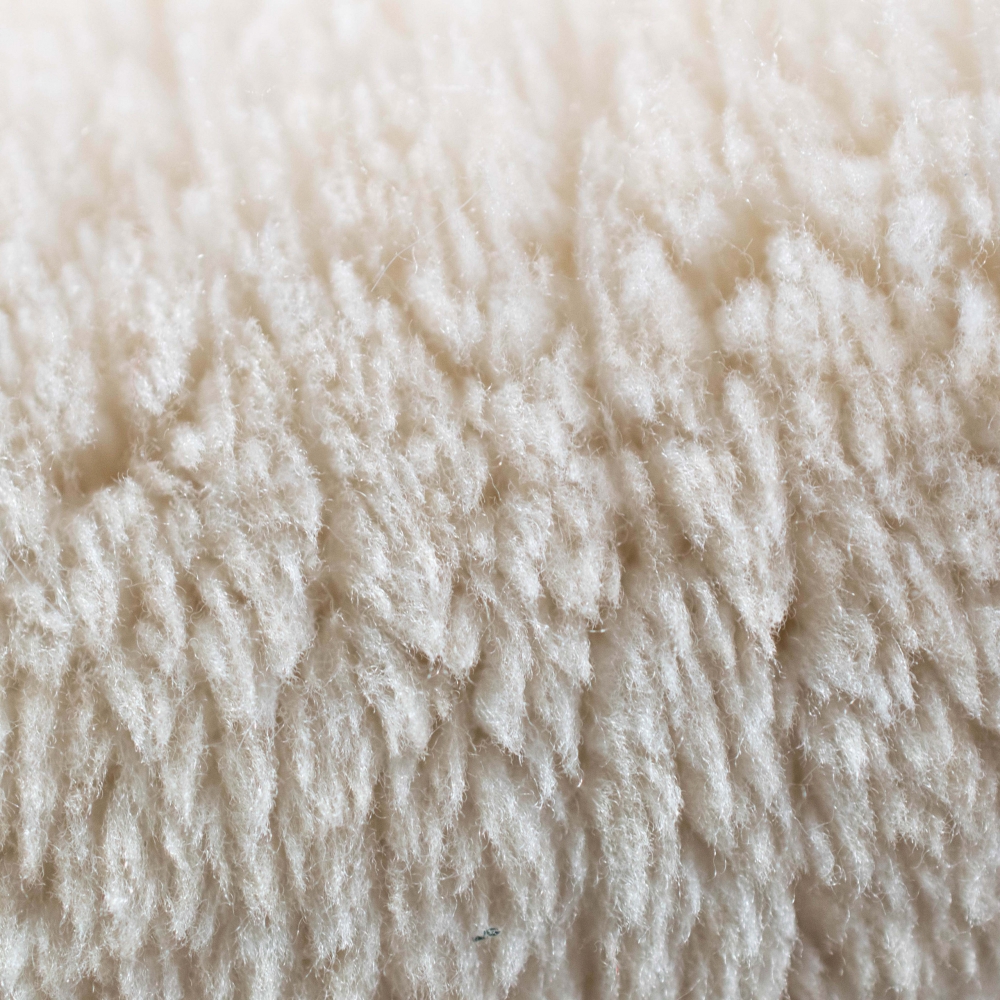 Ovaler Badezimmer Teppich – pflegleicht – in beige