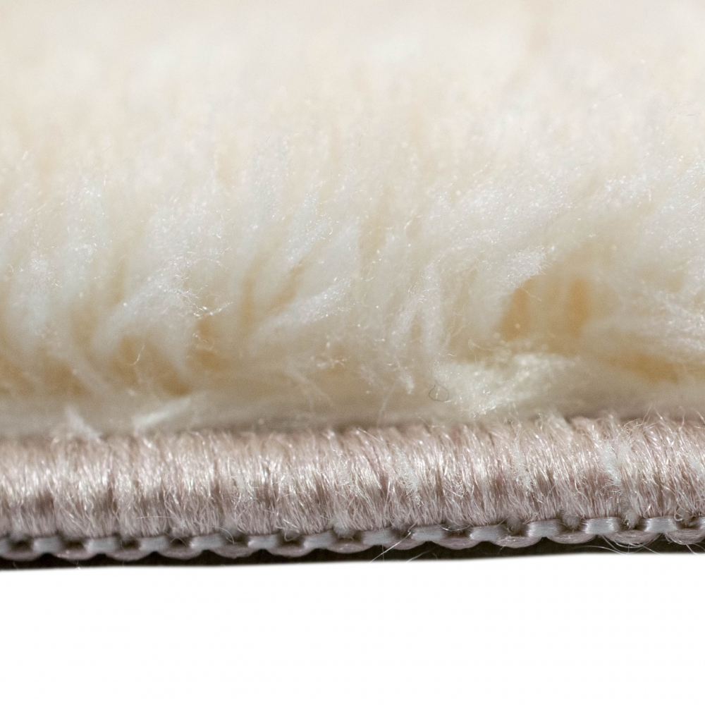 Ovaler Badezimmer Teppich – pflegleicht – in beige