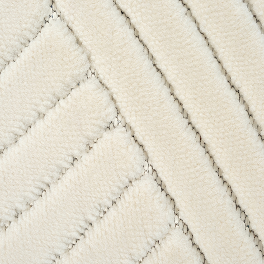 Kurzer weicher Wohnzimmerteppich Niedrigflor mit speziellem Linienmuster in Creme