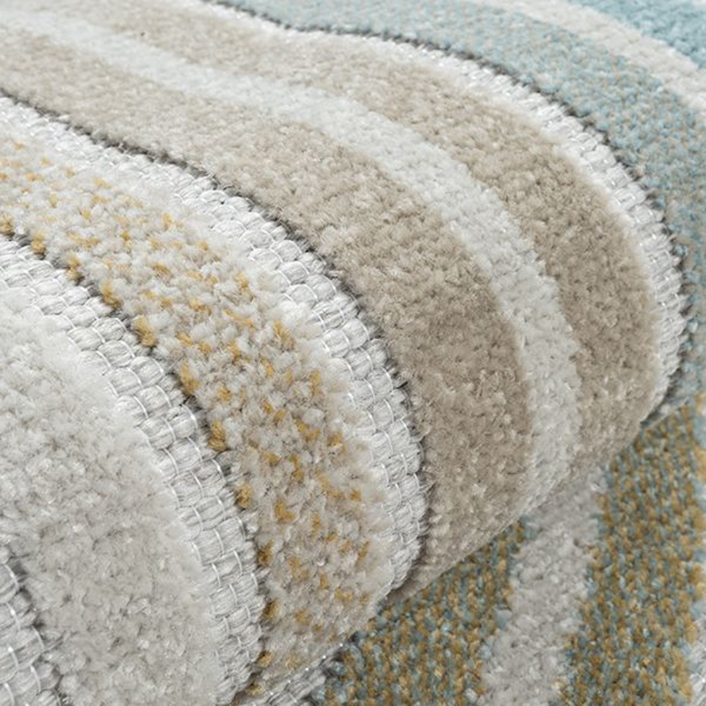 Vielseitiger In- & Outdoor Teppich in Creme mit Linienmuster in bunt
