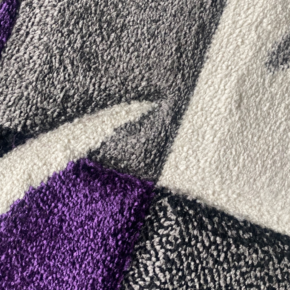 Designer Teppich Wohnzimmerteppich karo lila grau creme schwarz