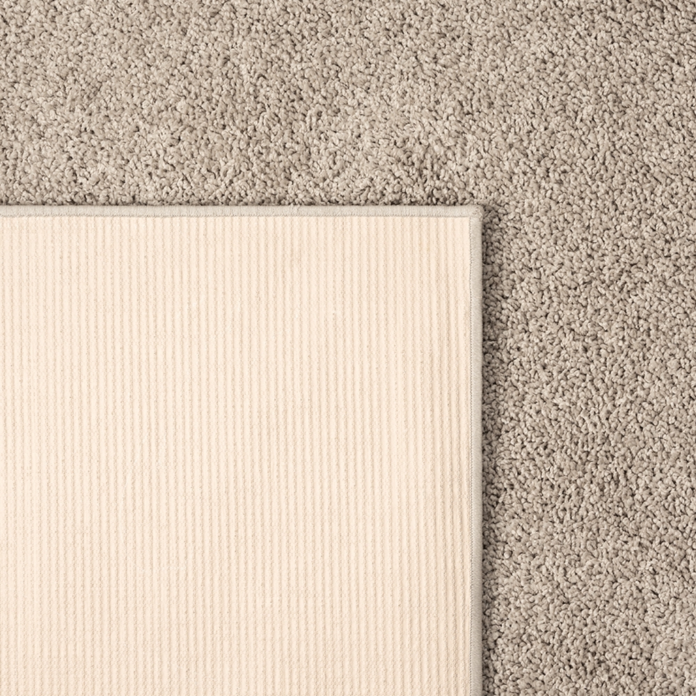 Gästezimmer Teppich flauschig warm • in sand