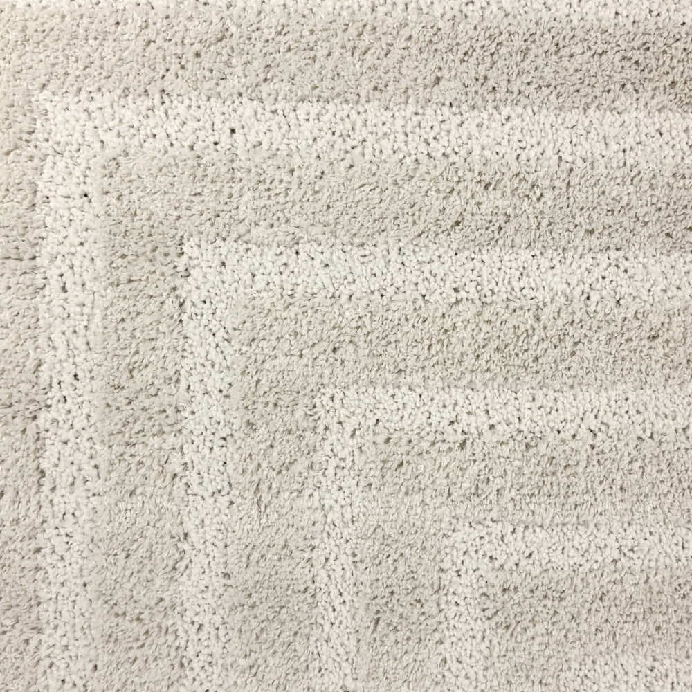 Flauschiger Wohnzimmer Teppich mit Linien Muster in Creme