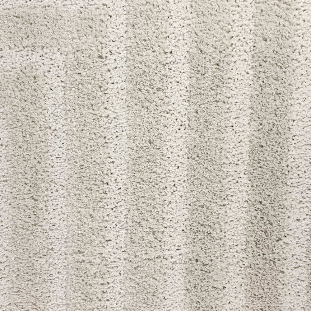 Flauschiger Wohnzimmer Teppich mit Linien Muster in Creme