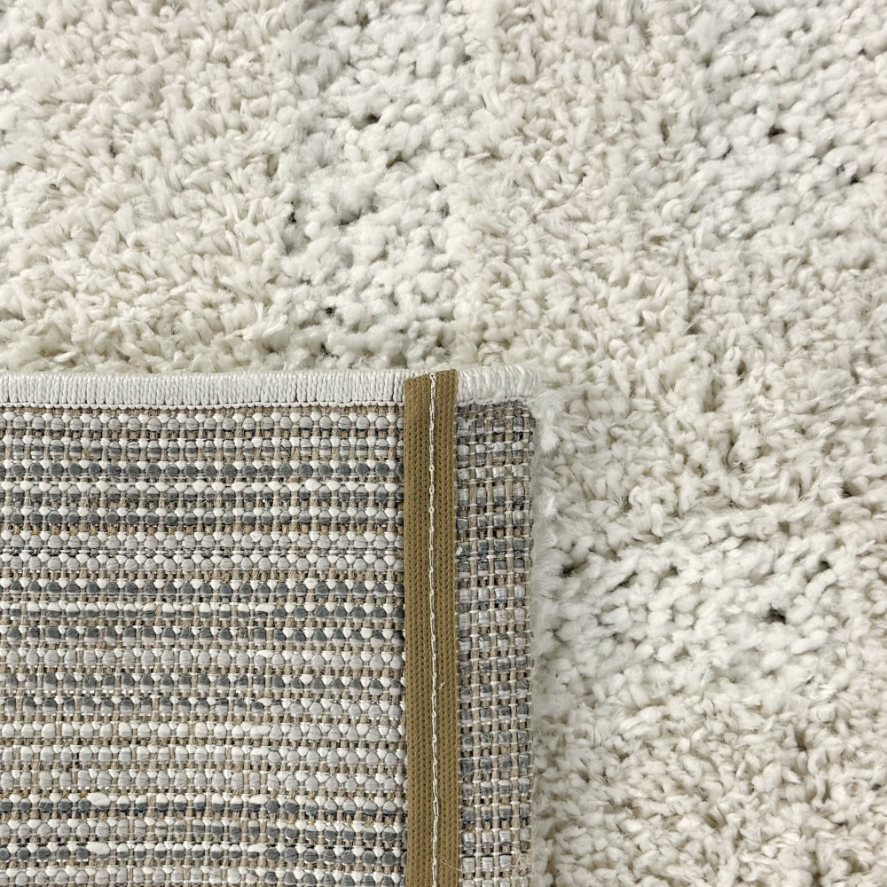 Flauschiger Wohnzimmer Teppich mit Linien Muster in Creme