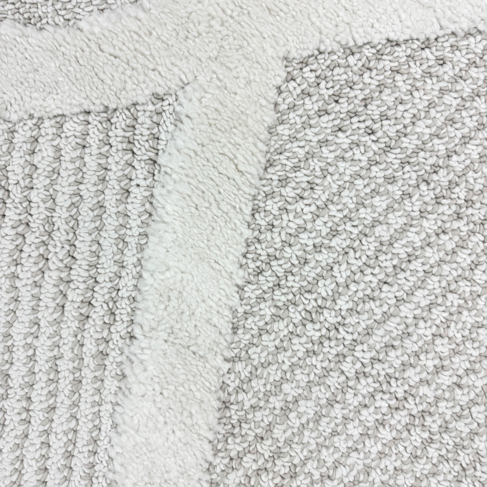 Wohnzimmer Schlafzimmer Teppich mit verschieden gemusterten Rauten in creme grau