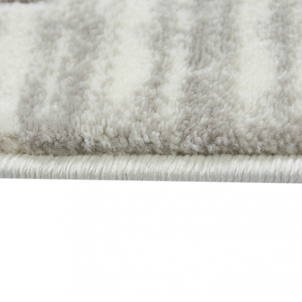 Designteppich mit marokkanischem Muster Grau mit farbigen Akzenten Designteppich mit marokkanischem Muster Grau mit farbigen Akzenten