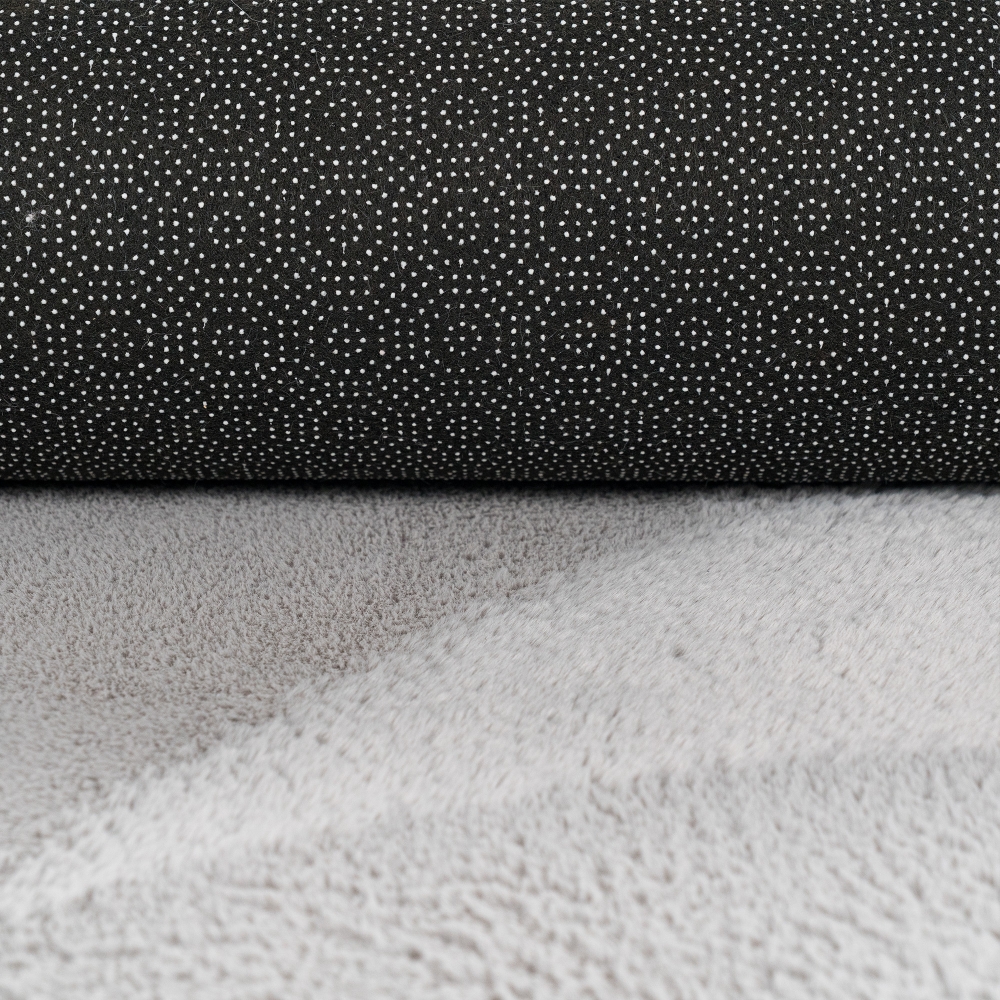 Teppich grau Hasenfell-Optik elegant weich mit feinem Schimmer modern