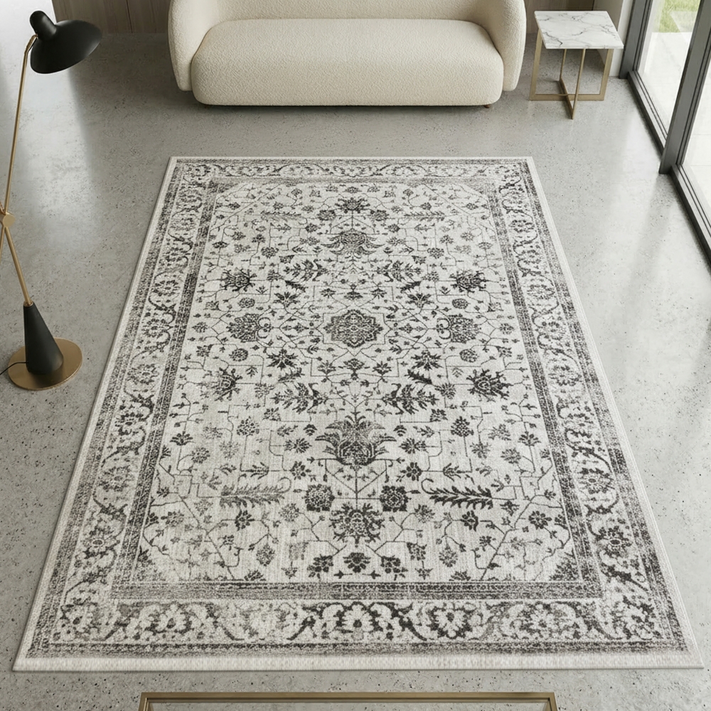 Teppich mit klassischem Ornamentmuster in heller Farbgestaltung